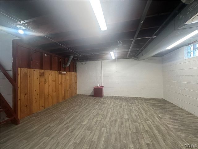 412 Sunflower Drive, Salina, NY 13088