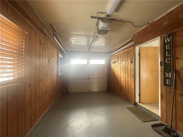 412 Sunflower Drive, Salina, NY 13088