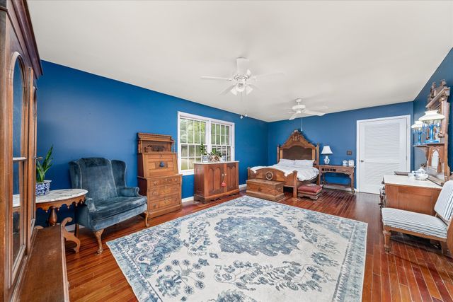 1025 N Maple Ave, Cookeville, TN 38501