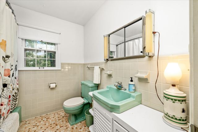 1025 N Maple Ave, Cookeville, TN 38501