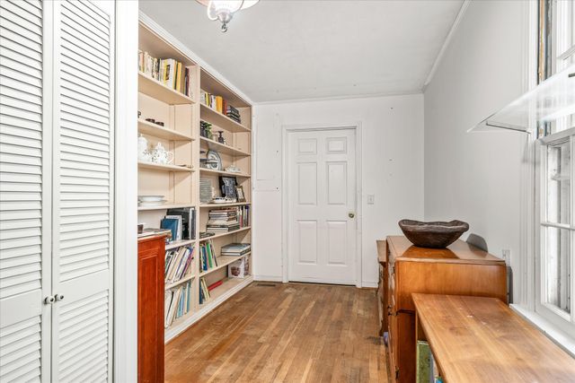 1025 N Maple Ave, Cookeville, TN 38501