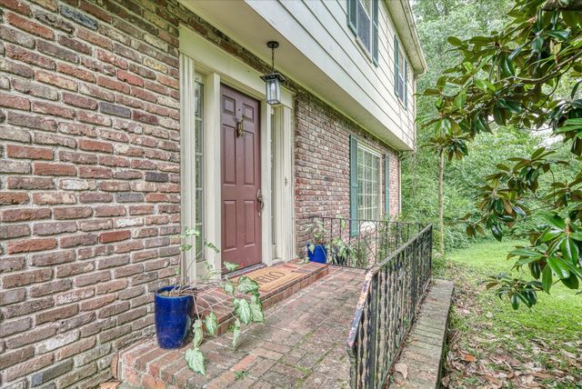 1025 N Maple Ave, Cookeville, TN 38501