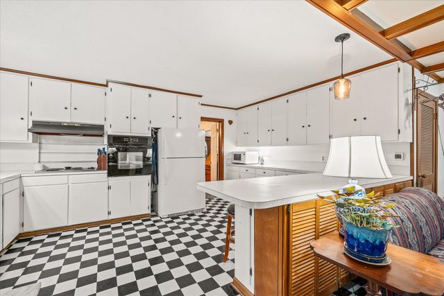 1025 N Maple Ave, Cookeville, TN 38501