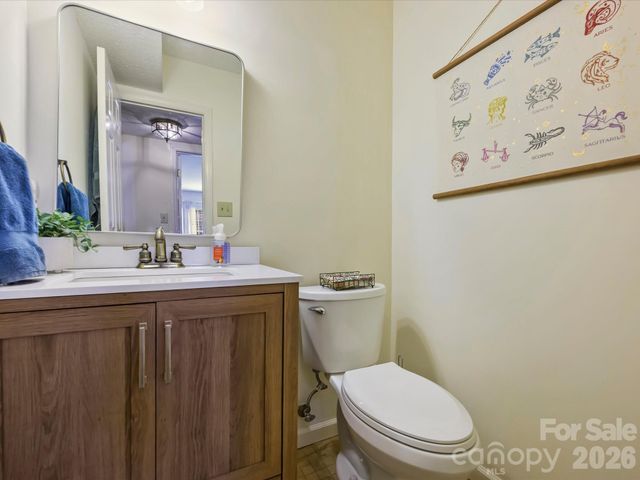 4211 Blacktree Lane, Charlotte, NC 28226