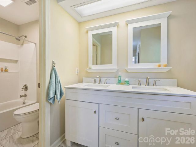 4211 Blacktree Lane, Charlotte, NC 28226