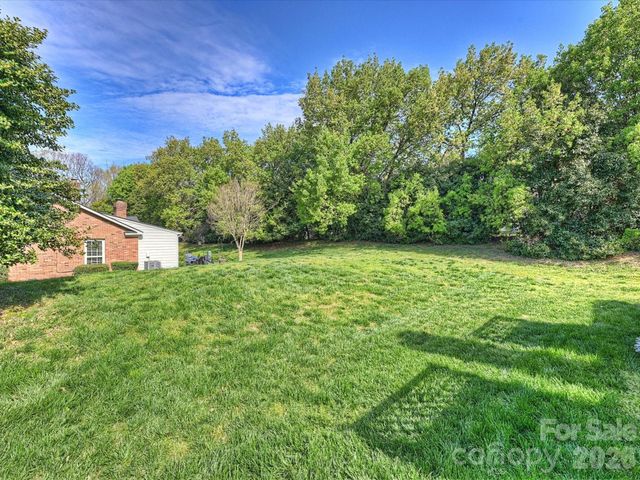 4211 Blacktree Lane, Charlotte, NC 28226