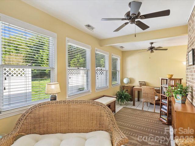 4211 Blacktree Lane, Charlotte, NC 28226