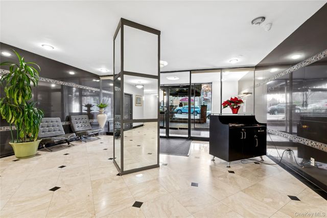 67-30 Clyde Street 7K, Forest Hills, NY 11375