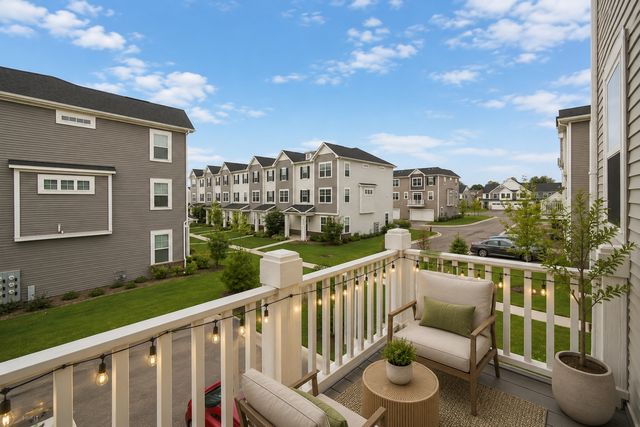 4437 Chelsea Manor Circle 4437, Aurora, IL 60504