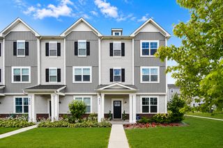 4437 Chelsea Manor Circle 4437, Aurora, IL 60504