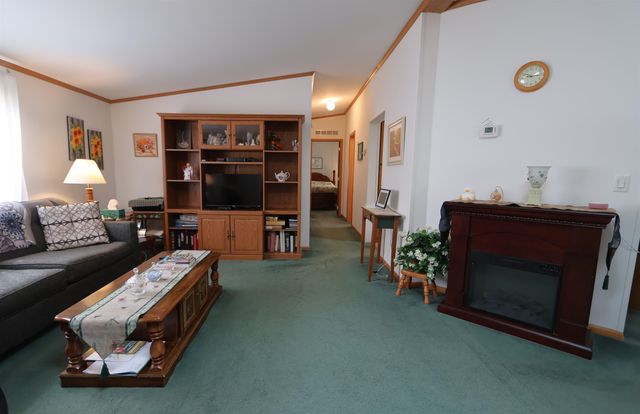 422 Friar Tuck Drive, Exeter, NH 03833
