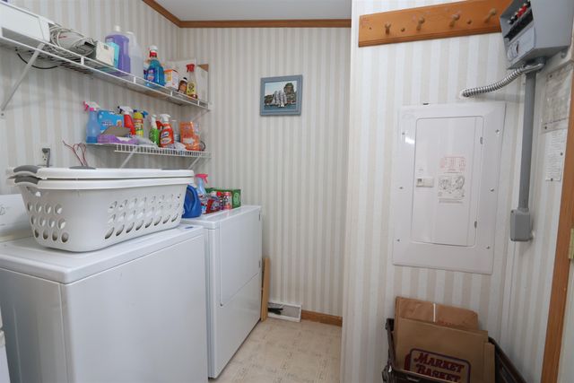 422 Friar Tuck Drive, Exeter, NH 03833