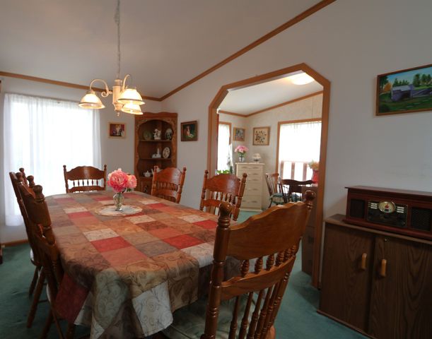 422 Friar Tuck Drive, Exeter, NH 03833