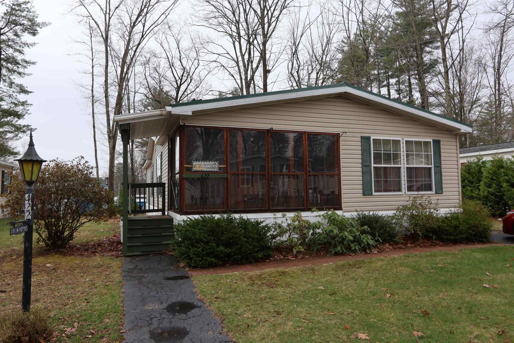 422 Friar Tuck Drive, Exeter, NH 03833