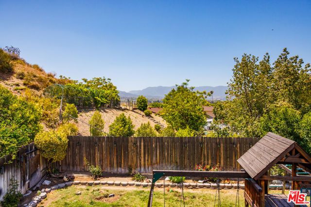 15606 Meadow Drive, Canyon Country (santa Clarita), CA 91387