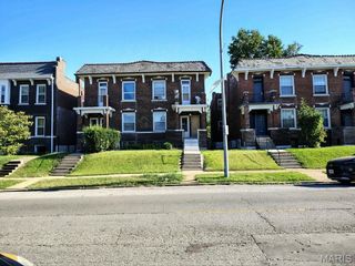 4648 Pope Avenue, St Louis, MO 63115