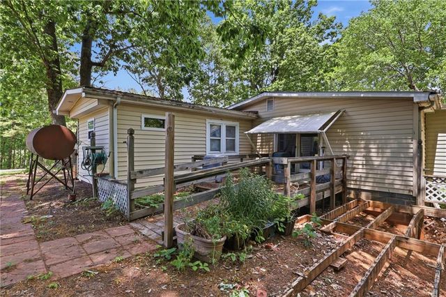 2974 Cid Road, Lexington, NC 27292