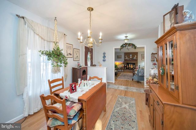 18 WINSLOW RD, Fredericksburg, VA 22406