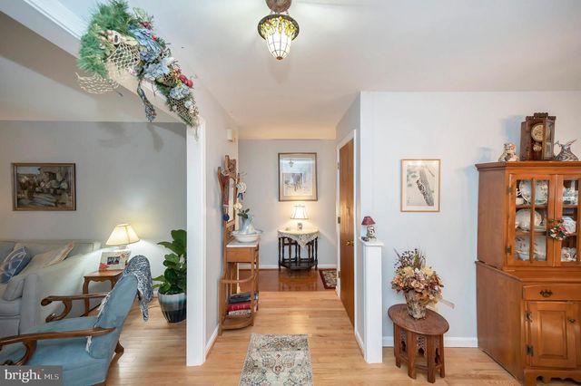 18 WINSLOW RD, Fredericksburg, VA 22406