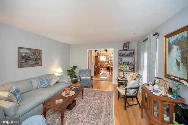 18 WINSLOW RD, Fredericksburg, VA 22406