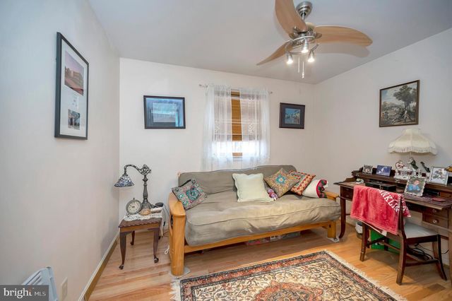 18 WINSLOW RD, Fredericksburg, VA 22406