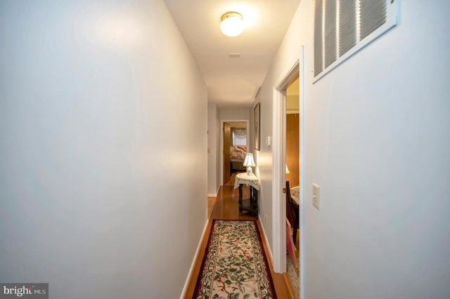 18 WINSLOW RD, Fredericksburg, VA 22406