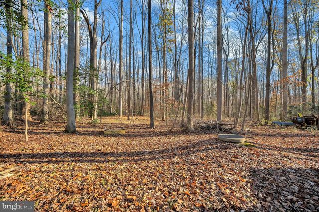 18 WINSLOW RD, Fredericksburg, VA 22406