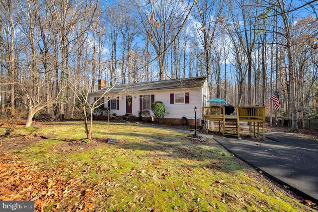 18 WINSLOW RD, Fredericksburg, VA 22406