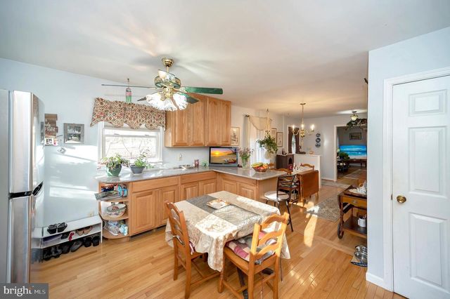 18 WINSLOW RD, Fredericksburg, VA 22406