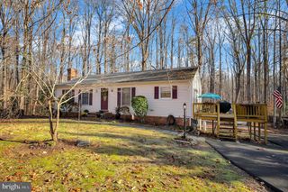 18 WINSLOW RD, Fredericksburg, VA 22406