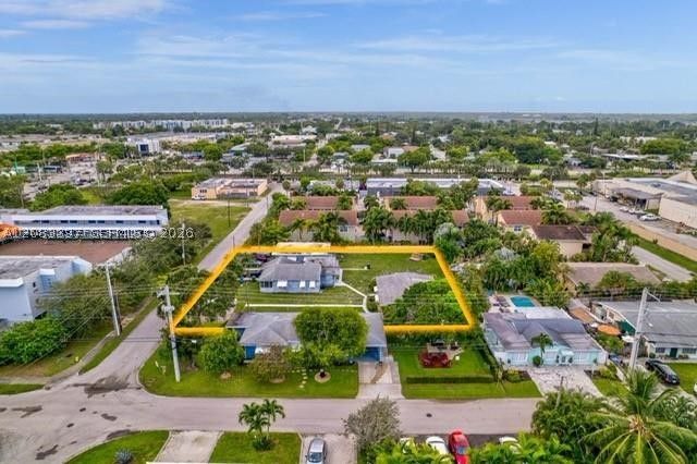 1271 NE 32nd St, Oakland Park, FL 33334