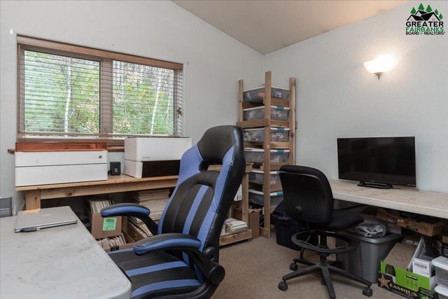 320 WOODLAND AVENUE, Fairbanks, AK 99712