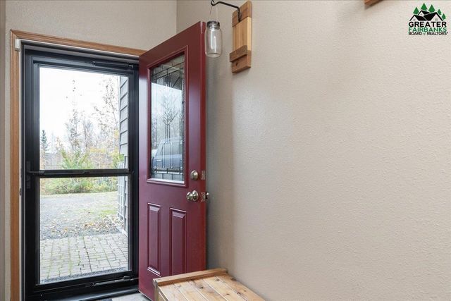 320 WOODLAND AVENUE, Fairbanks, AK 99712