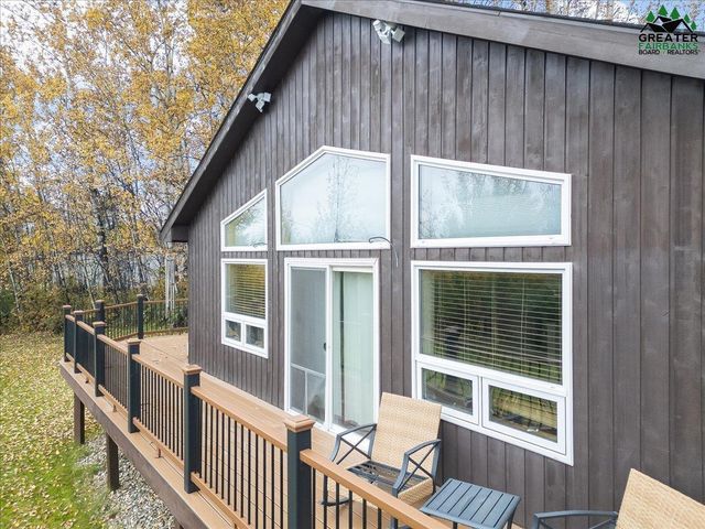 320 WOODLAND AVENUE, Fairbanks, AK 99712