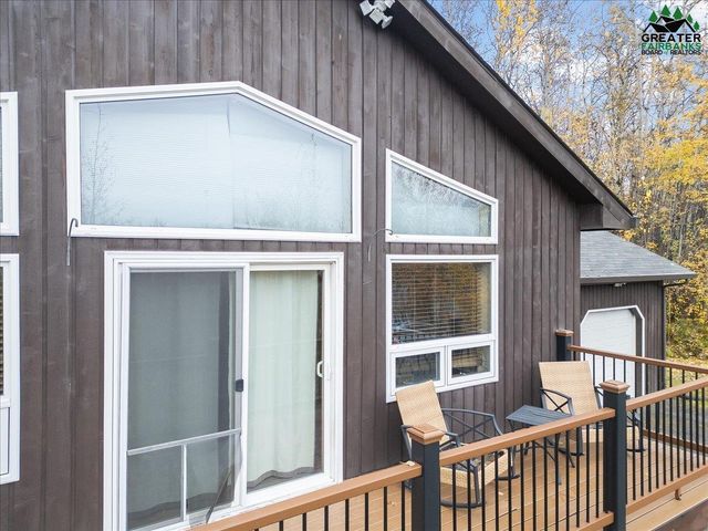 320 WOODLAND AVENUE, Fairbanks, AK 99712