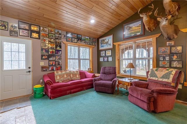 10646 W Capital Road, Thorp, WI 54771