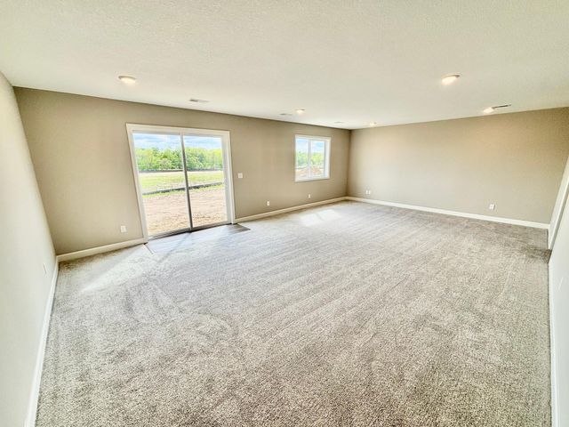 937 Kepler Avenue NE, Hanover, MN 55341