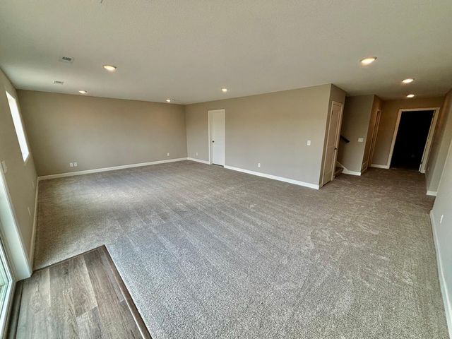 937 Kepler Avenue NE, Hanover, MN 55341