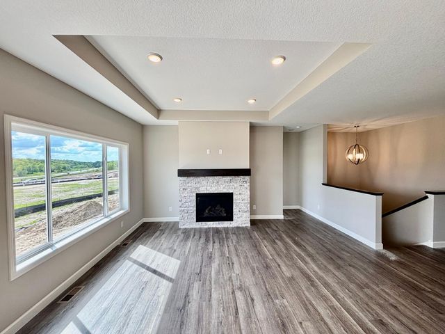 937 Kepler Avenue NE, Hanover, MN 55341