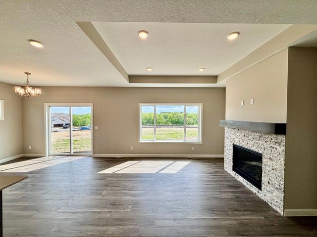 937 Kepler Avenue NE, Hanover, MN 55341
