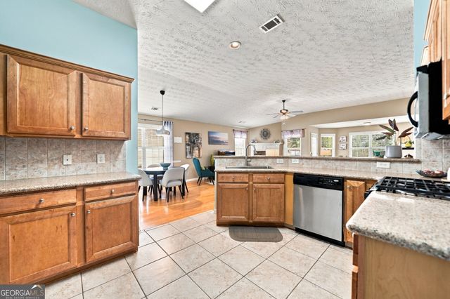 128 Village Drive, Canton, GA 30114