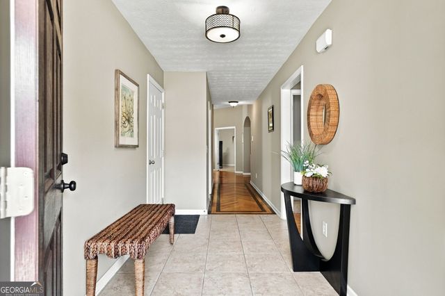 128 Village Drive, Canton, GA 30114