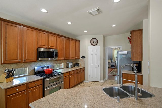 13926 Wessex Park Drive, Cypress, TX 77429