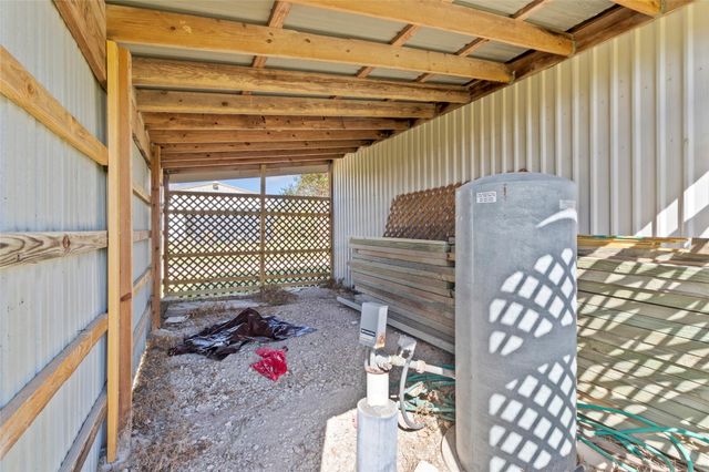 17807 County Rd 127, Pearland, TX 77581