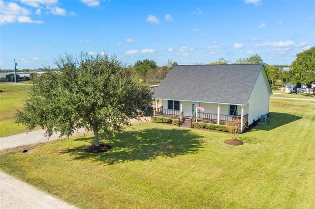 17807 County Rd 127, Pearland, TX 77581