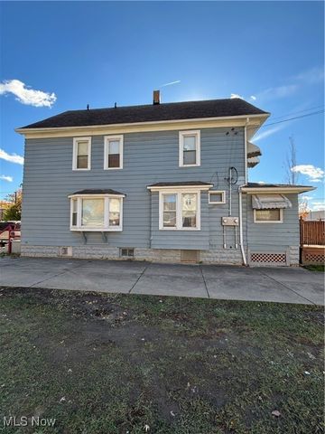 4017 E 54th Street, Newburgh Heights, OH 44105