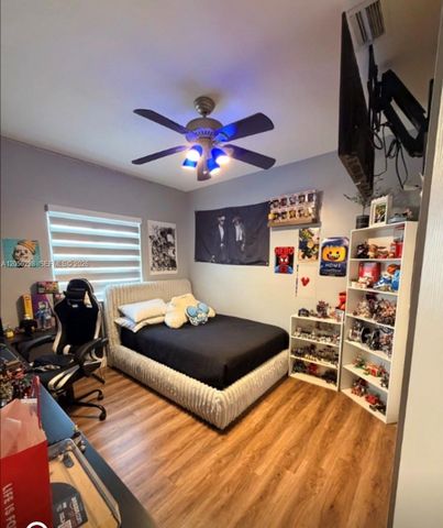 2116 NE 38th Rd, Homestead, FL 33033