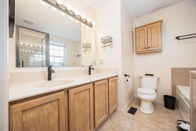 3491 Cove Lake Lane, Grove City, OH 43123