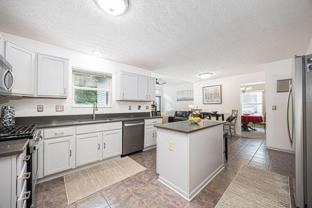 3491 Cove Lake Lane, Grove City, OH 43123