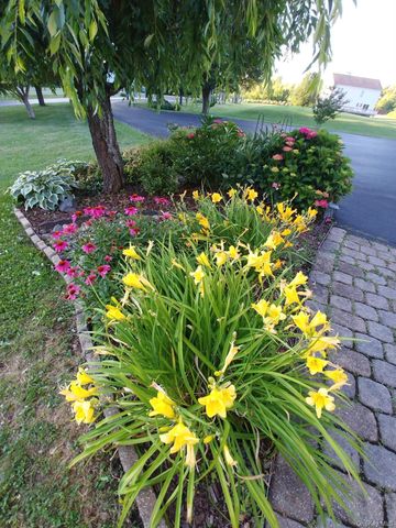 7 Victorian Court, Milton, NY 12547